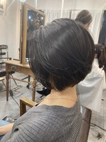 レイリー(LAiLy)&nbsp;ショートボブ　簡単まとまる　大人可愛い透明感