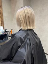 サニー 渋谷(SUNNY)&nbsp;バレイヤージュ、ハイライト、レイヤーロング、グレーベージュ