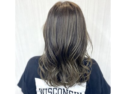 ヘアライブリリー(HAIR LIVE LILY)の写真