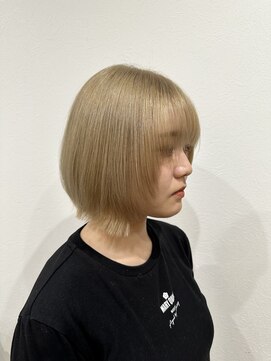 イリス(Iris) ミルクティー×Wブリーチ