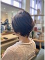 プリンヘアルーム(Pulin hair room)&nbsp;クセで広がる髪質を手ぐしでまとまるショートレイヤーに♪