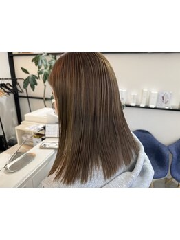 美容業界で話題の最新トリートメントで 細毛、ダメージ毛など幅広い髪のお悩みを解消◎しなやかな艶髪へ*