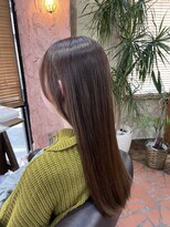 ロッソバイアルター 鎌取(ROSSO by aL-ter)&nbsp;【ココアブラウン/オリーブグリーン/くびれヘア】千葉香奈