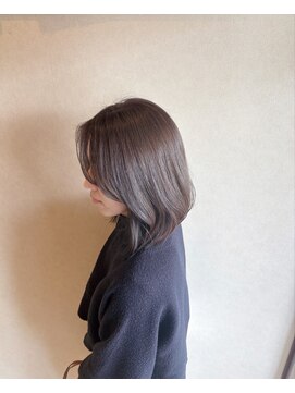 ロマンヤカタ ファース(ROMAN YAKATA fars) 毛流れミディアムレイヤー　上窪　12/23