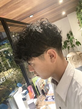 ヘアー アンベリール(HAIR EMBELLIR) スペインカール