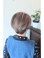 ポッシュ ヘアー(POSH hair)&nbsp;ショート白髪ハイライト