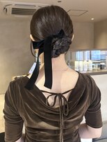 ロウROW)&nbsp;タイトヘア　シニヨンヘア ヘアセット お呼ばれセット