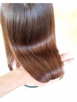 ヘアーアート ラグゼ(Hair Art LUXE) 【ずっと触れていたくなる髪に♪】大人女性の艶髪