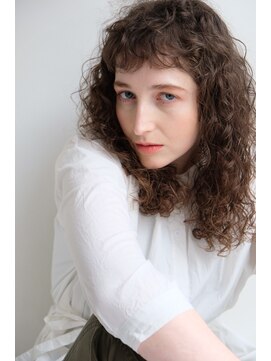 ラレイ(Lalei) 【ささきまさき】フォギーベージュ+外国人風ツイストパーマ