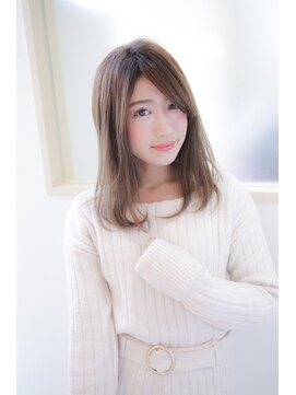 ラッシュヘアー(Rush hair) ナチュラルミディアムボブ