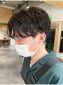 ニュアンスパーマセンターパートコンマヘアツーブロック