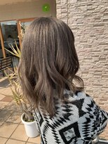 カイム ヘアー(Keim hair)&nbsp;ベージュカラー/ブリーチ/ハイトーン/愛されセミディ/ニュアンス