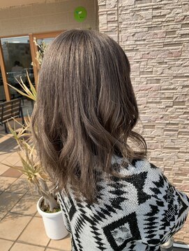 カイム ヘアー(Keim hair) ベージュカラー/ブリーチ/ハイトーン/愛されセミディ/ニュアンス