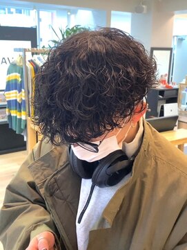 ウェイビーエフティフィフス 横浜西口(WAVEY ft.fifth) 波巻きスパイラルツイストスパイラルパーママッシュメンズヘア