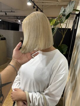 メリー オオサカ(Merly Osaka) ブロンド好き必見！海外風ブロンドスタイル_yellow blond_