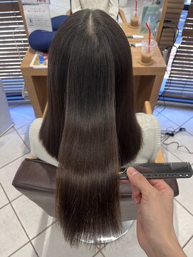 ボヌール オオサカ(Bonheur OSAKA) 縮毛矯正とカラーの同時施術も可能です