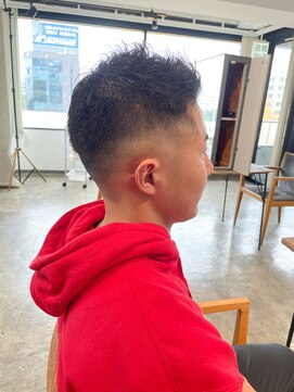 ニュート(Neut ) スキンフェード/メンズショートスタイル/刈り上げ/名古屋