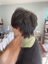 ディープ(Deep)&nbsp;メンズカット ニュアンスパーマ ウルフカット 黒髪 メガネ男子