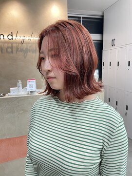 サンド 鹿児島中央(sand) @ayumi_sand レッドオレンジ　顔まわりカット　ロブヘア