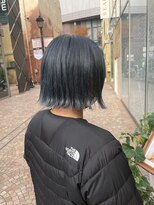 ビュートリアム 梅田(BEAUTRIUM)&nbsp;ネイビーブルーカラー