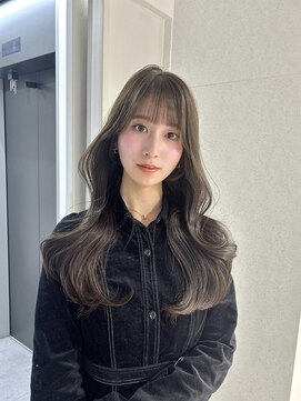 ユーフォリア 渋谷グランデ(Euphoria SHIBUYA GRANDE) レイヤーカット くびれ巻き オリーブグレージュ