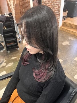 ヴィップルーム(viproom) ツヤ髪スタイルニュアンスカラーショートボブセンターパート