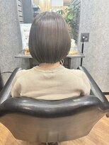 アール(R)&nbsp;マットグレージュカラー