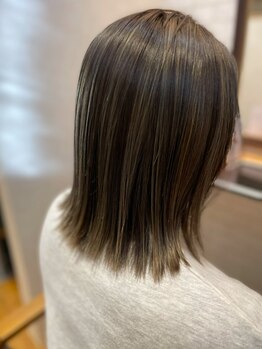 カロレ(Calore)の写真/オーガニックカラー取扱◎繰り返し染めても美髪になれる♪髪と頭皮に優しいカラーで艶感たっぷりなヘアに☆