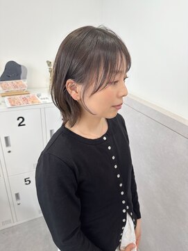 スイ(suiw) くくれるレイヤーボブ【suiw】昭和町/天王寺/阿倍野/グレージュ