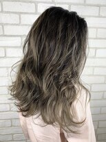 ディーバ 錦糸町(D.I.E.V.A)&nbsp;20代30代40代50代大人ミディアムレイヤーアッシュベージュ