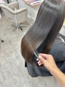 アイリップ(i LIP) ケアカラー　ブラウン