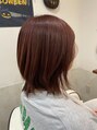 カラーズアンドロッソ(Colors&Rosso) ハイライトとトーン低めのボルドーカラー低めのレイヤーで軽く