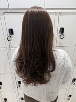 ケンジ 平塚 アネッタ(KENJE annetta)&nbsp;レイヤー/白髪ぼかしハイライト/艶髪