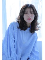 クラヴィア エクラート 梅田店(CLAVIA.ECLART) 柔らかく揺れる韓国ミディ×くびれレイヤー