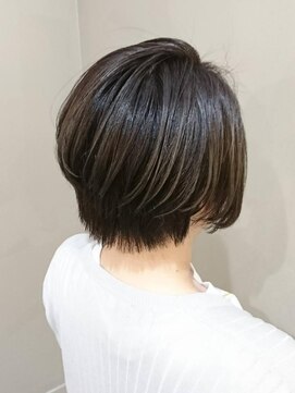 ムーナ(Muwna) ショートスタイル