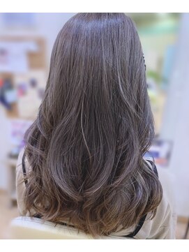 バニラ 古川店(VENIRE) グレージュカラー