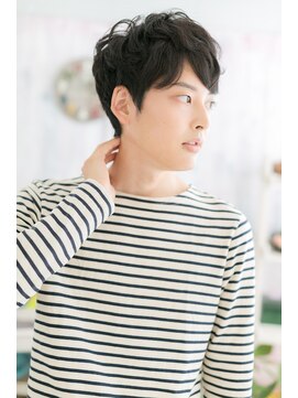 ミック ヘアアンドビューティー 大山店(miq Hair&Beauty) カーキアッシュサイドパート韓国マッシュショートa1