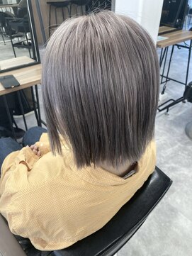 エミタス 宮街道(Emitas.) ハイトーンシルバー