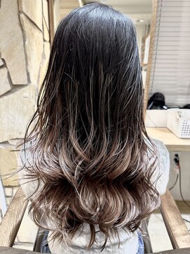 エイト新宿店(EIGHT shinjuku) グラデーション　ハイライト　バレイヤージュ