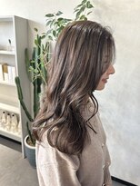 ウル(Uru)&nbsp;グレージュ