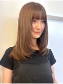 レイヤーカット 韓国風レイヤー 顔周りカット ベージュ 艶感