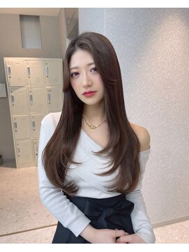 天神美容室 透明感溢れるチョコレート×レイヤーカット×韓国【ayana】