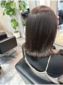 オリーブグレージュ