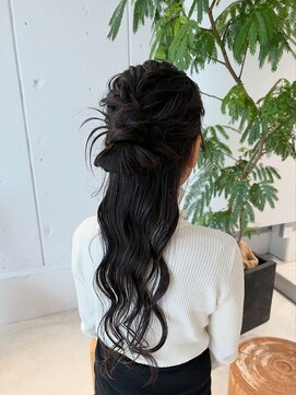 オーラ(ora) ハーフアップカチモリ