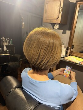 サロンドエー(SALON DE A) ショート