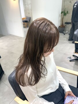 ソルア 上本町(solua) アッシュブラウン / 高濃度水素カラー / 20代 / 30代 / 40代