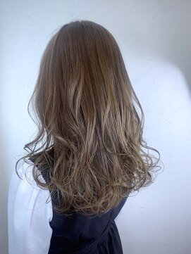 セシル ヘアー(Cecil hair) ミルクティーシースルーロング