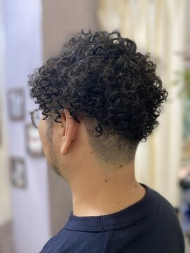 カペリマレーナ(Capelli Malena) ハードスパイラル　特殊パーマ