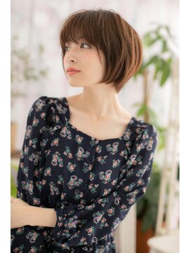 ヘアアンドビューティー ミック(Hair & Beauty miq) 前下がりで輪郭カバー…ナチュラルかわいい丸みショートa