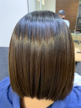 ウル(ULU) エアリー縮毛矯正